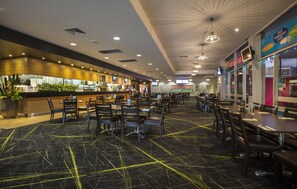 Se sirven almuerzos y cenas