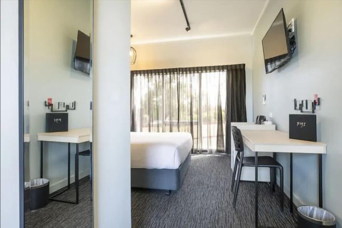 Desk, iron/ironing board, free WiFi, bed sheets
