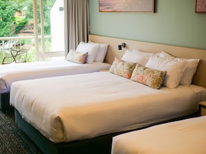 Studio Family | Iron/ironing board, free WiFi, bed sheets - Nightcap at Hinterland Hotel (Nerang)