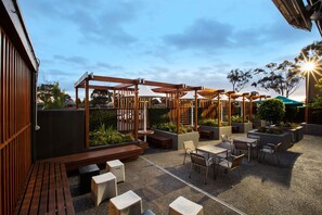 Terrace/patio - Nightcap at Keysborough Hotel (Keysborough)