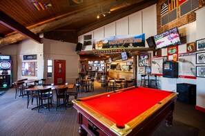 Billiards - Leisure Inn (Rockingham)