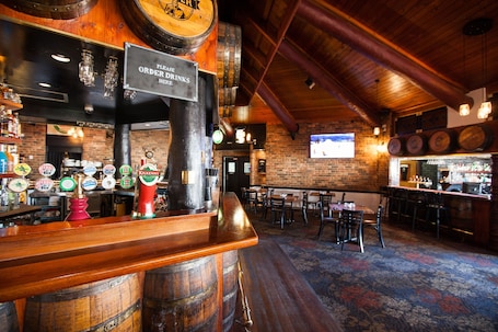 4 bares, bar deportivo
