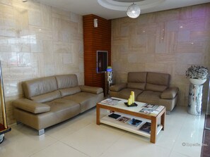 Kawasan tempat duduk lobi