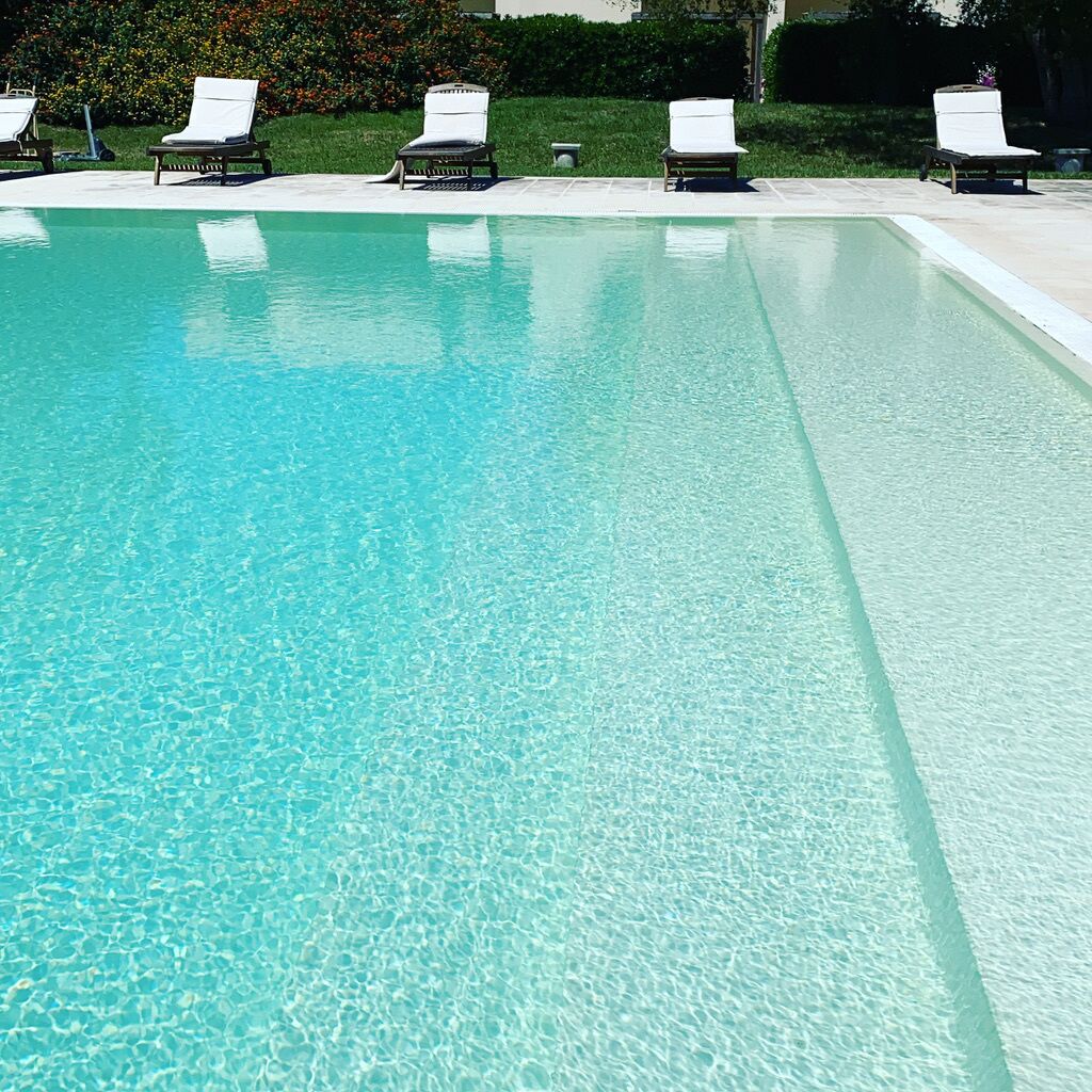 Piscina all'aperto