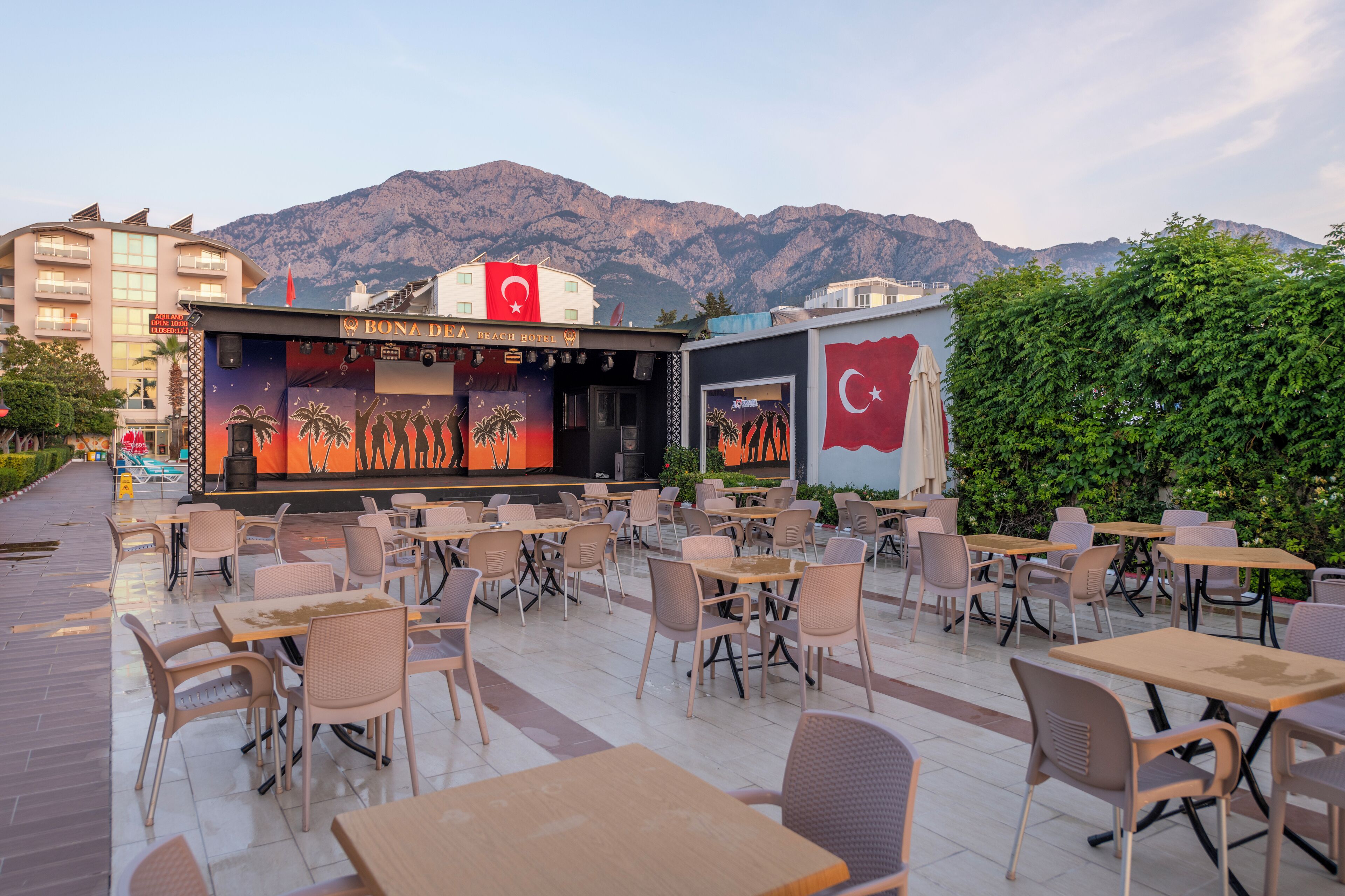 Foto - Lims Bona Dea Beach Hotel