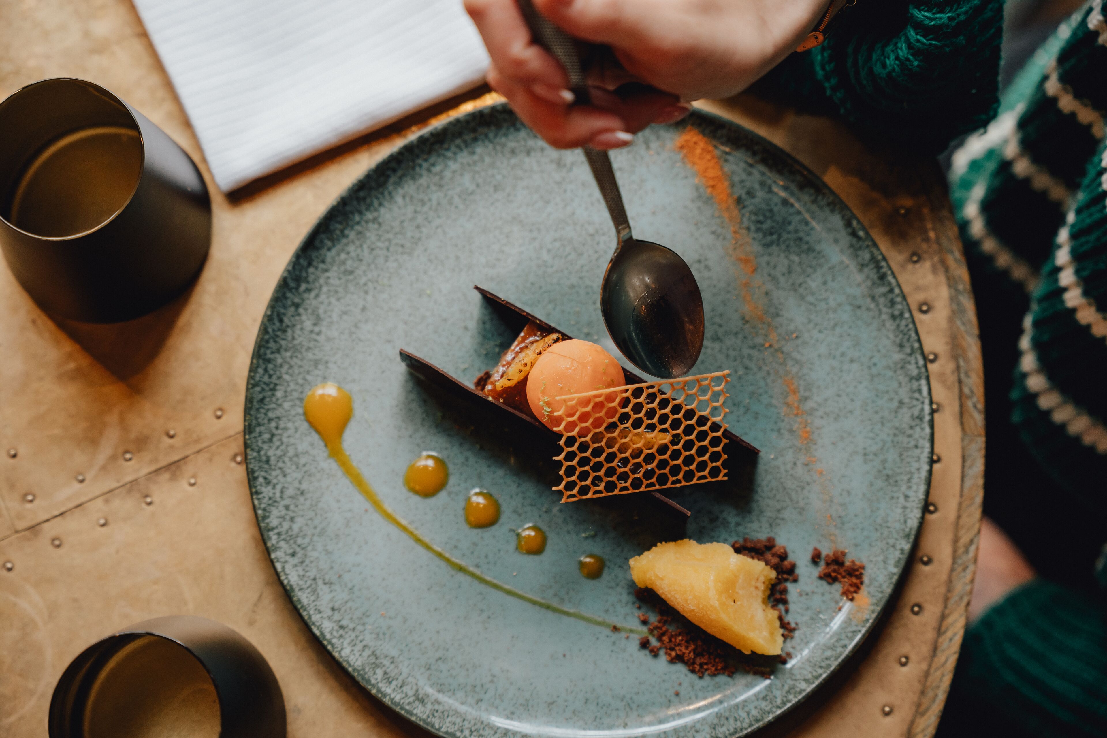 2 restaurants, breakfast, lunch, dinner served; regional cuisine