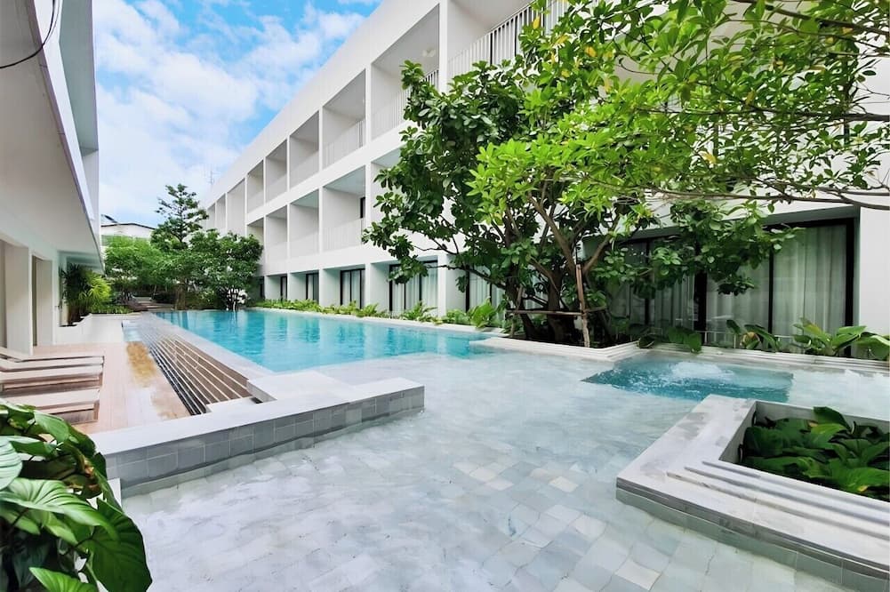 CHERN Bangkok
