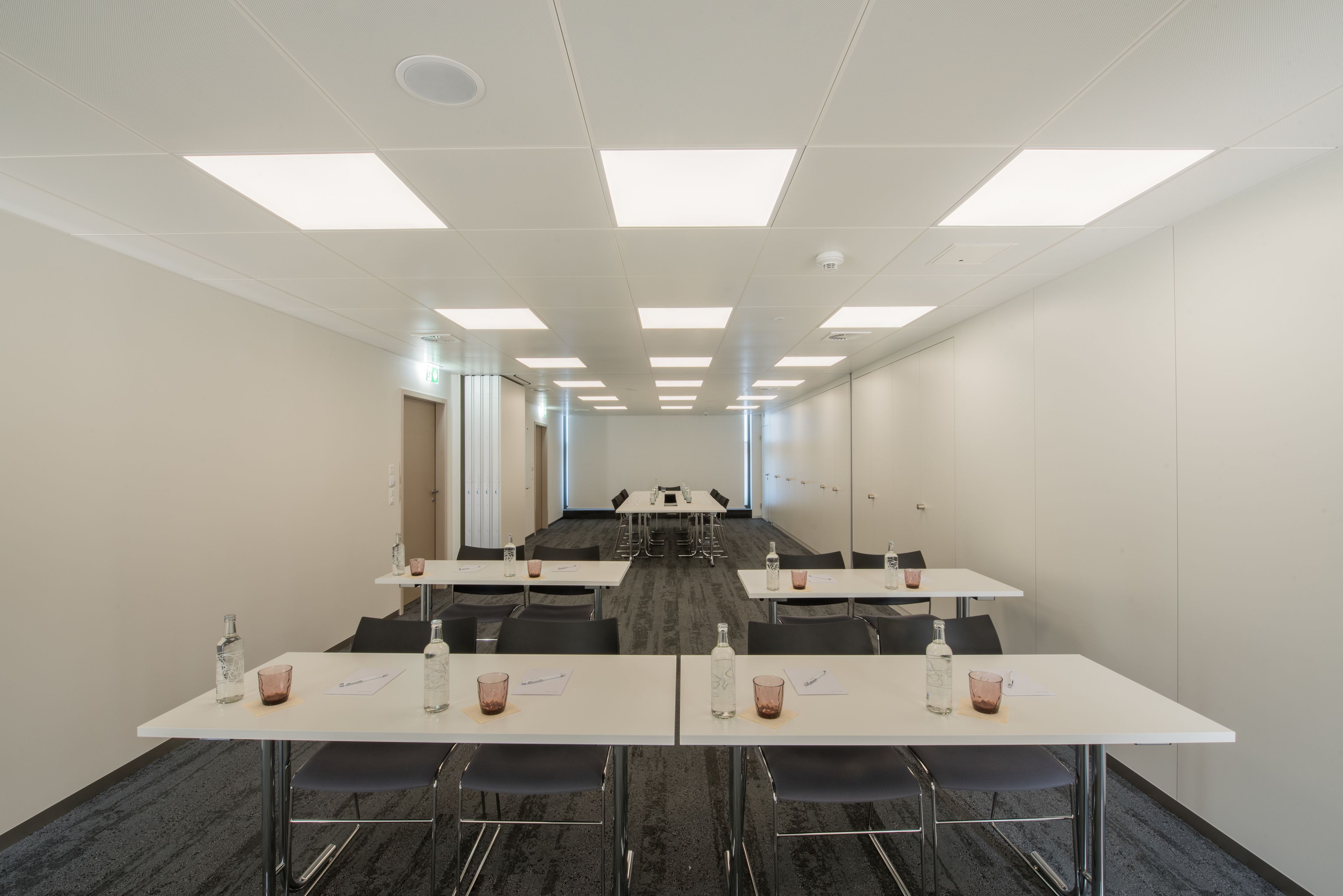 Foto - HOTEL illuster - Urban & Local