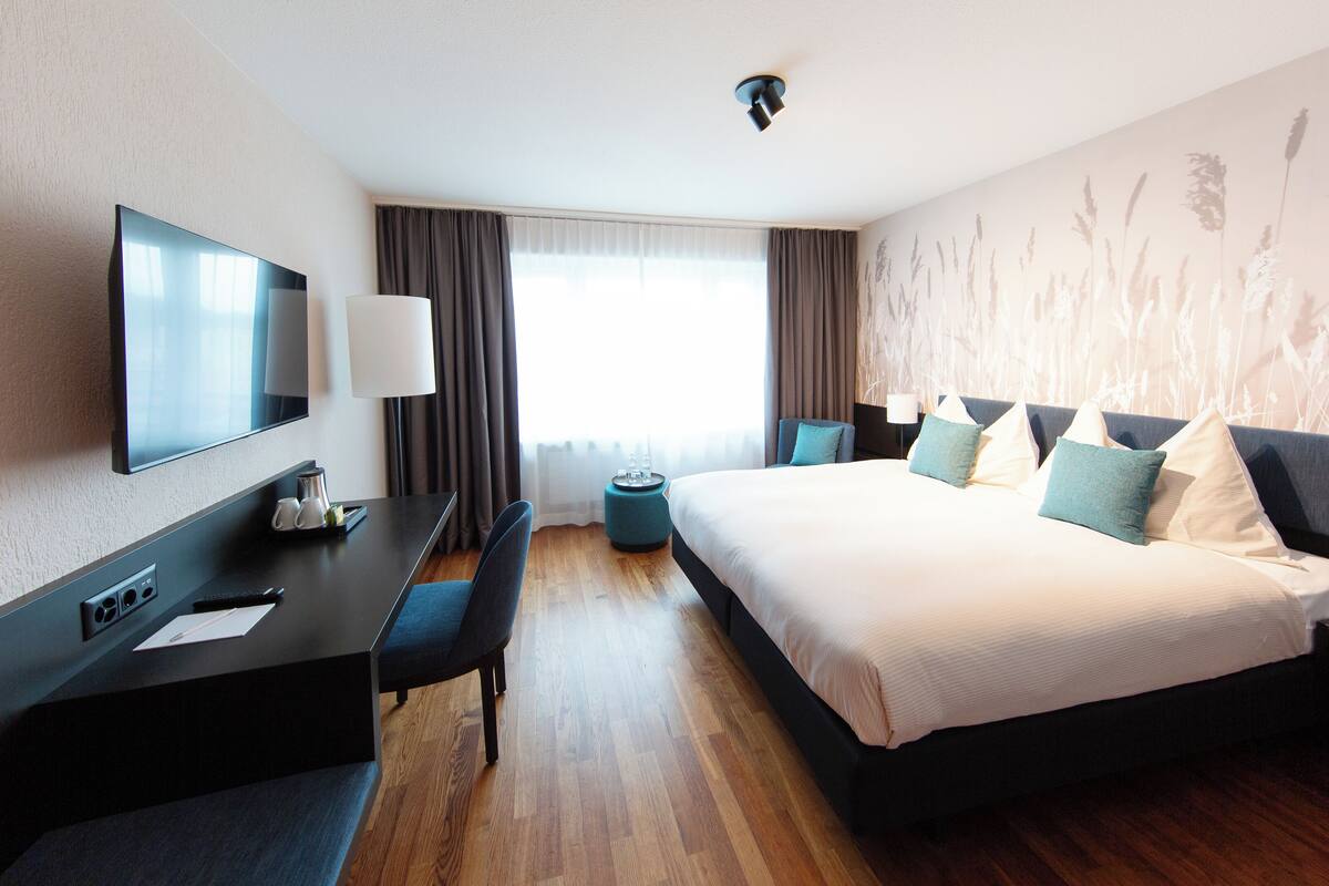 superior double or twin room | hypo-allergenic bedding, in-room safe, desk, laptop workspace