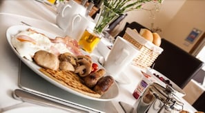Breakfast area - Silverstrands Guest House (Inverness)