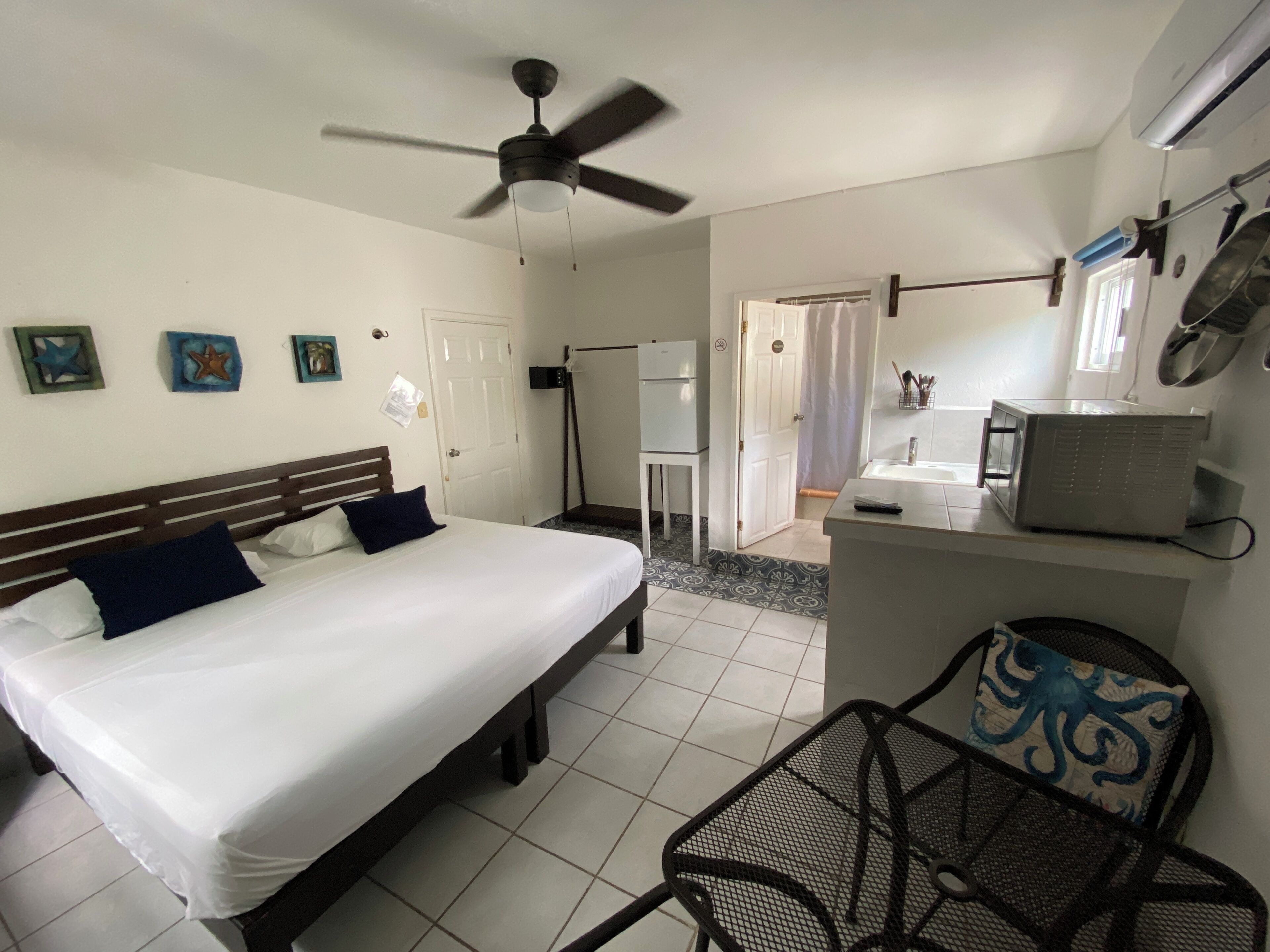 Superior Double Room, 1 King Bed | In-room safe, free WiFi, individually decorated, individually furnished