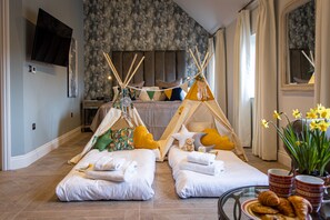 Literie de qualité supérieure, minibar, coffres-forts dans les chambres