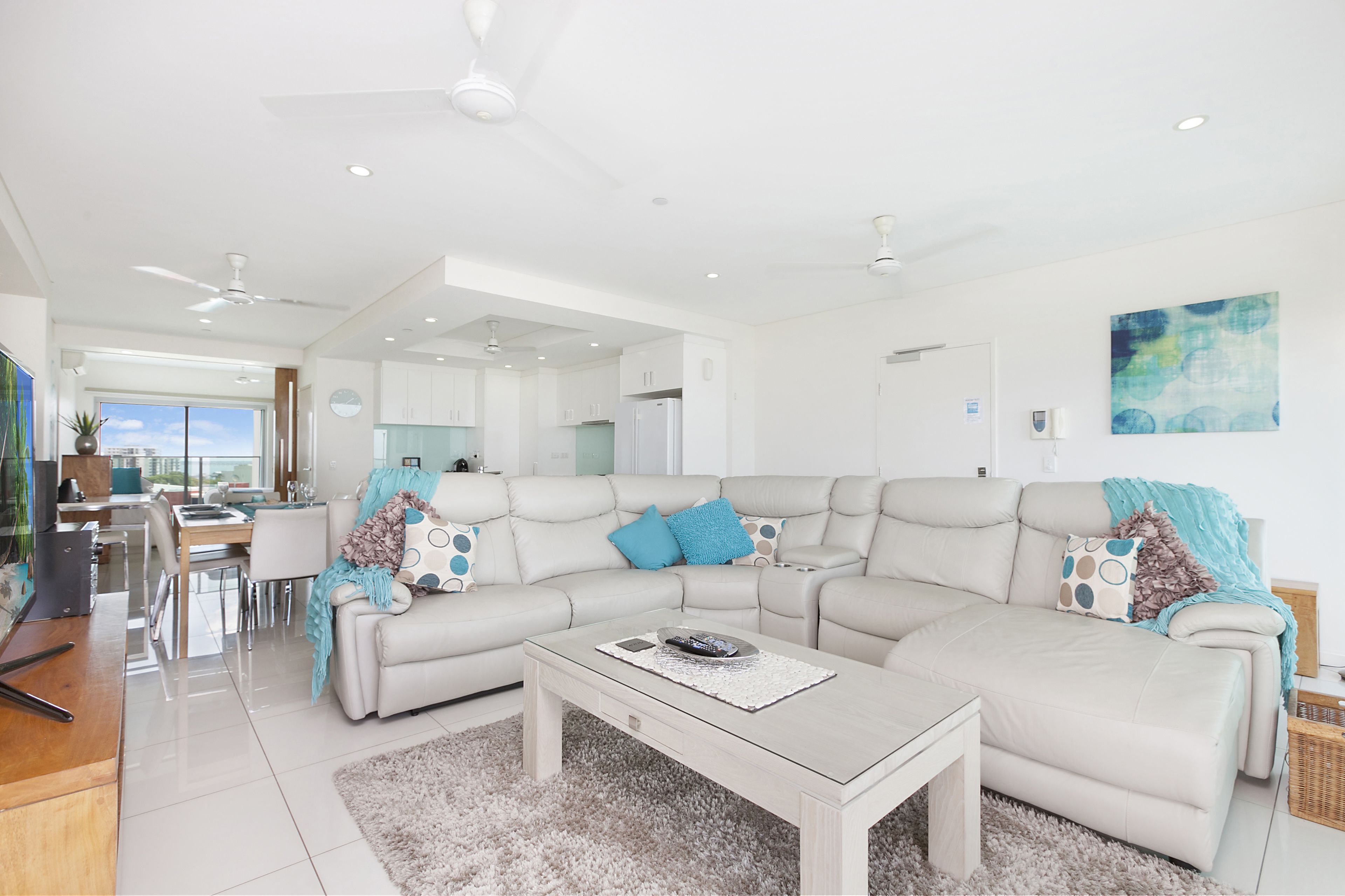 Sea Spray | Living area