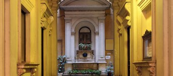 Roma Central Guest House