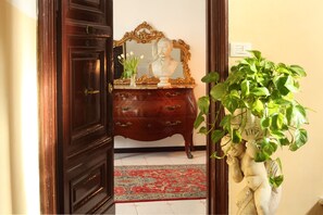 مدخل المنشأة