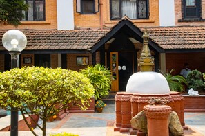 Exterior - Hotel Ganesh Himal (Kathmandu)