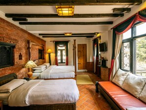 Super Deluxe Room | Hypo-allergenic bedding, individually decorated, individually furnished