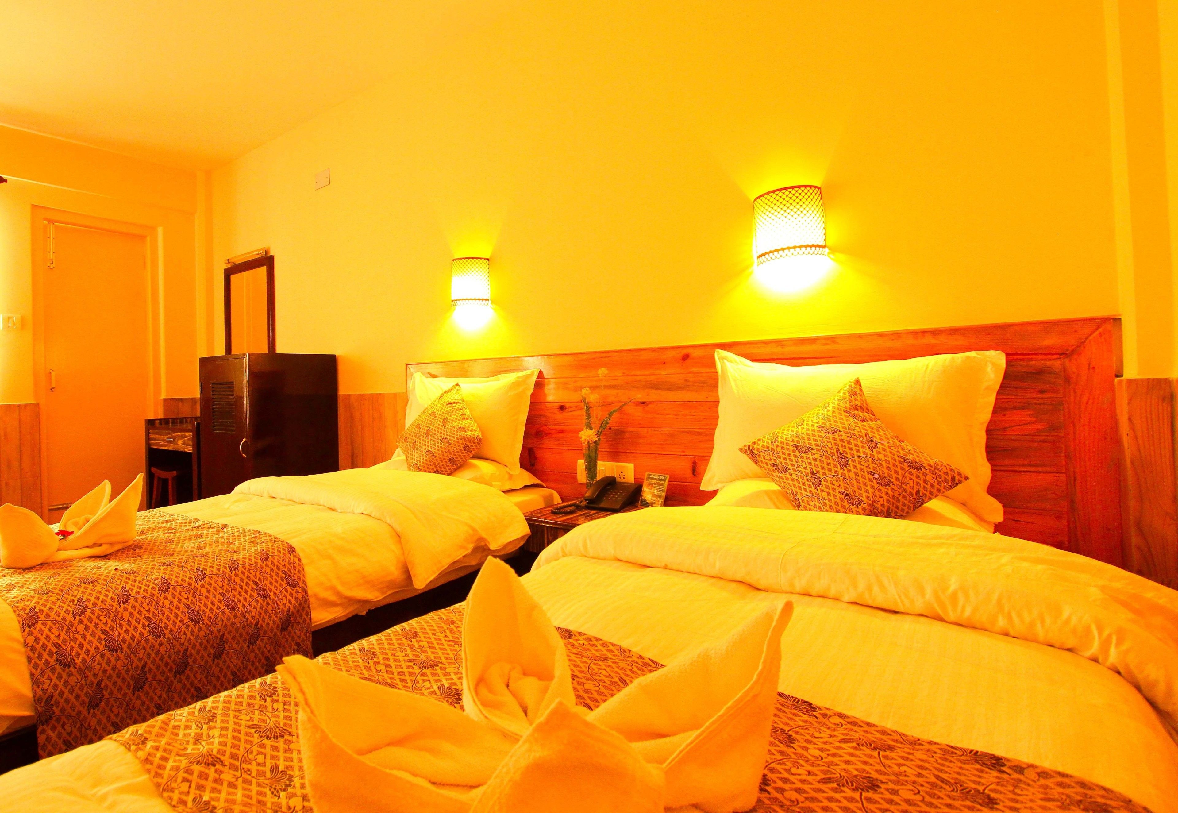 deluxe double or twin room, accessible, mountain view | premium bedding, in-room safe, individually decorated