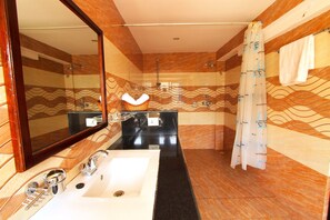 Deluxe Double or Twin Room, Accessible, Mountain View | Bathroom | Hair dryer, bidet, towels - Hotel Splendid View (Pokhara)