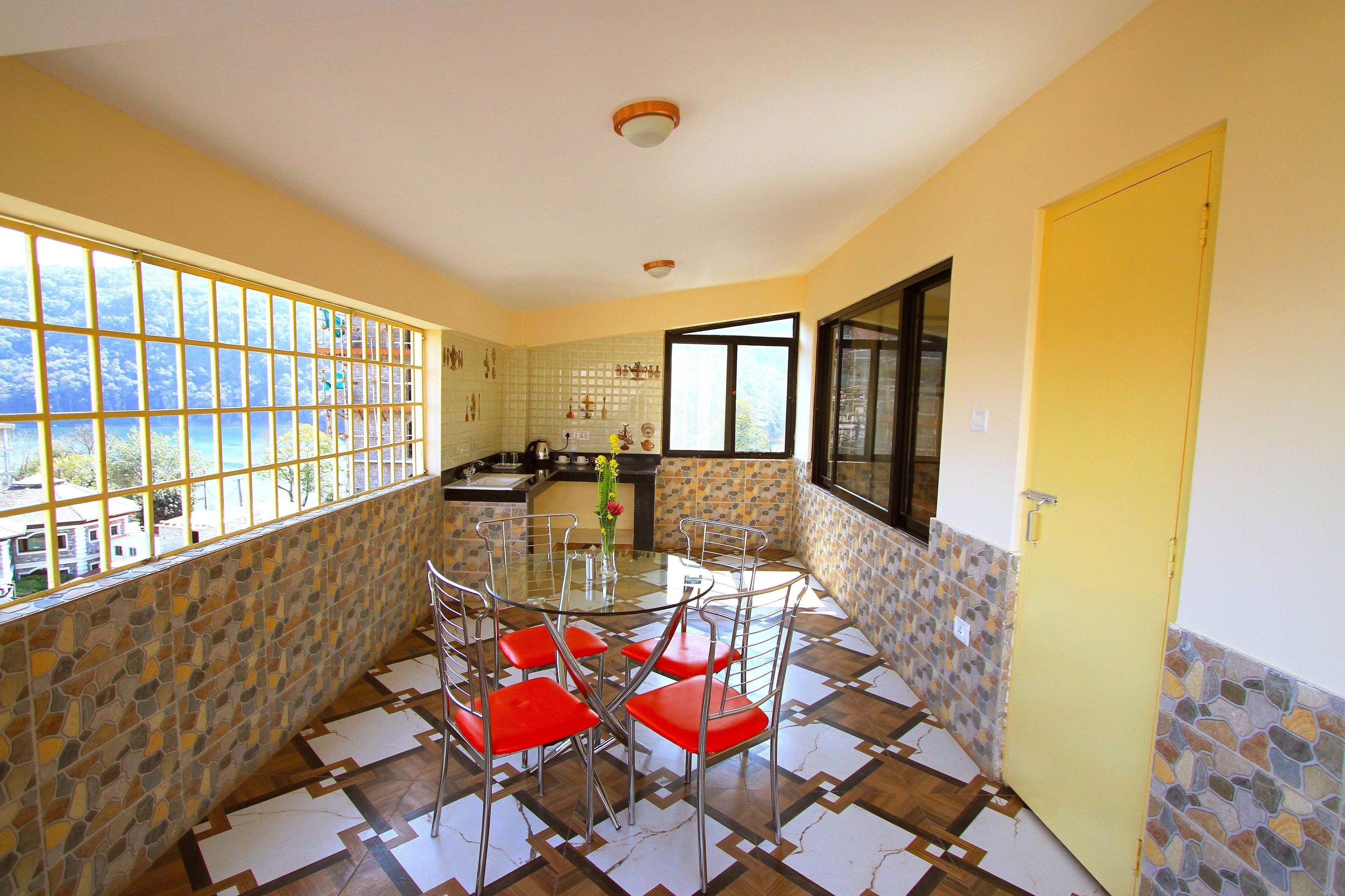 royal suite | private kitchenette | electric kettle