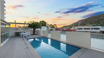 Outdoor pool, sun loungers
