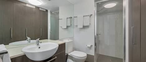Apartment, 1 Bedroom | Bathroom