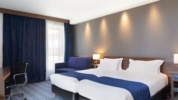 Standard Room, 2 Twin Beds (Free Breakfast) | Premium bedding, individually furnished, desk, blackout drapes