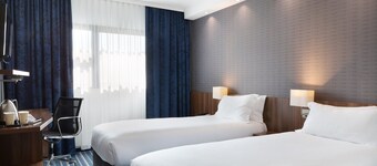 Holiday Inn Express Marseille Airport by IHG