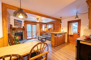 Individually decorated, individually furnished, iron/ironing board - Baker Creek By Basecamp (Lake Louise)