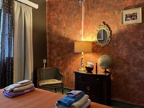 Comfort Room, 1 King Bed