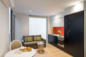 1 bedroom, in-room safe, iron/ironing board, cots/infant beds