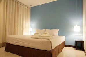 Desk, rollaway beds, free WiFi - Chaba Place (Hua Hin)