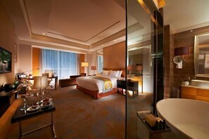Down duvets, pillow-top beds, minibar, desk - Grand Parkray Hangzhou (Hangzhou)