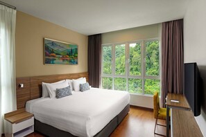 Minibar, in-room safe, desk, laptop workspace - TUI BLUE The Haven Ipoh (Ipoh)