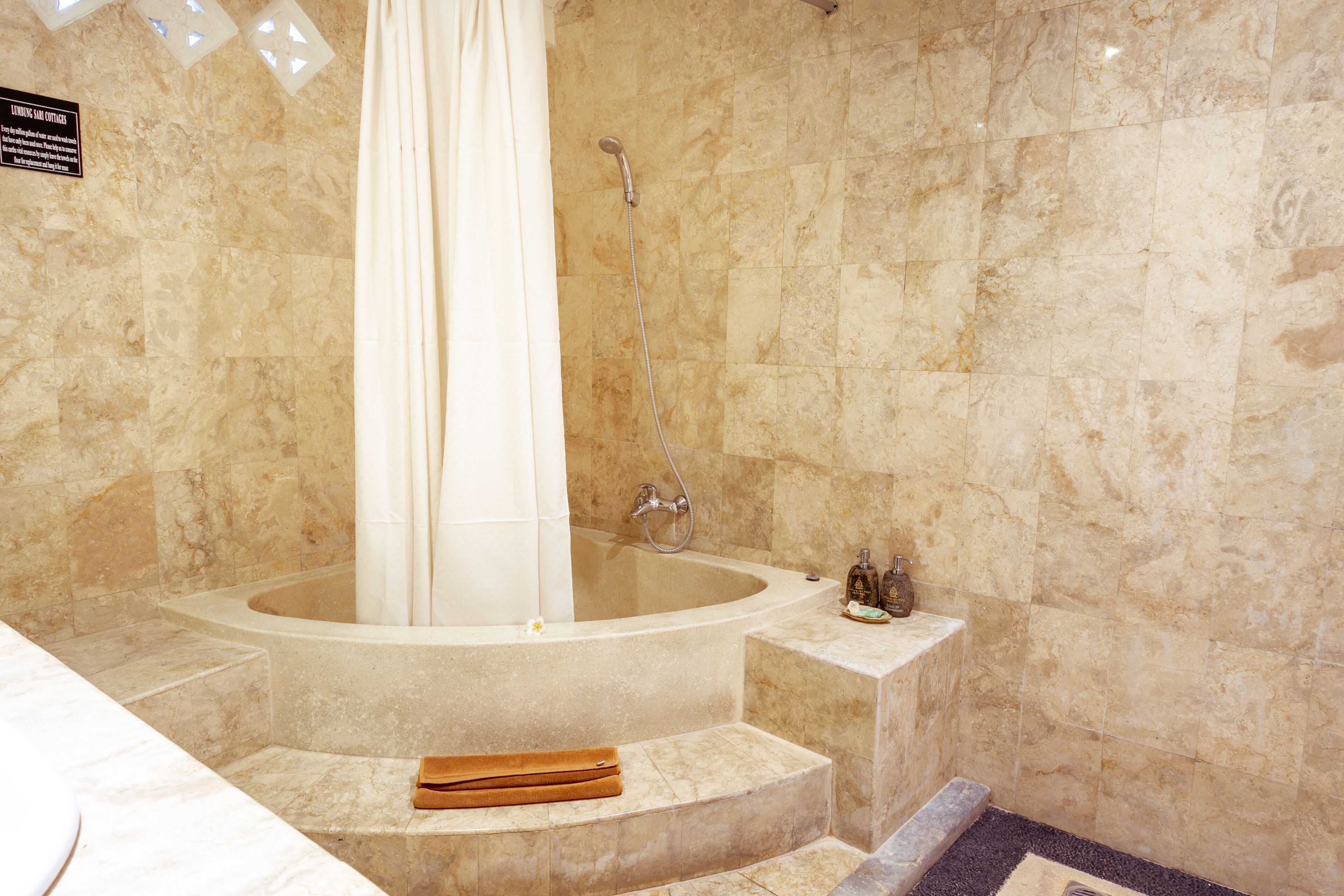 superior double or twin room | bathroom | free toiletries, bathrobes, slippers, bidet