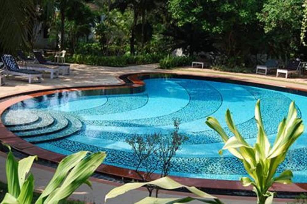 Granpa's Inn Hotel Bougainvillea