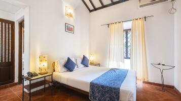 Ancestral Suite with Private Garden and Balcony | Minibar, desk, blackout drapes, iron/ironing board