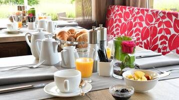 Tägliches inbegriffenes Frühstücksbuffet