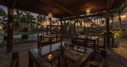 Club el Moro Hotel Suites