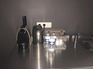 Dagelijks uitgebreid ontbijt (EUR 12 per persoon)