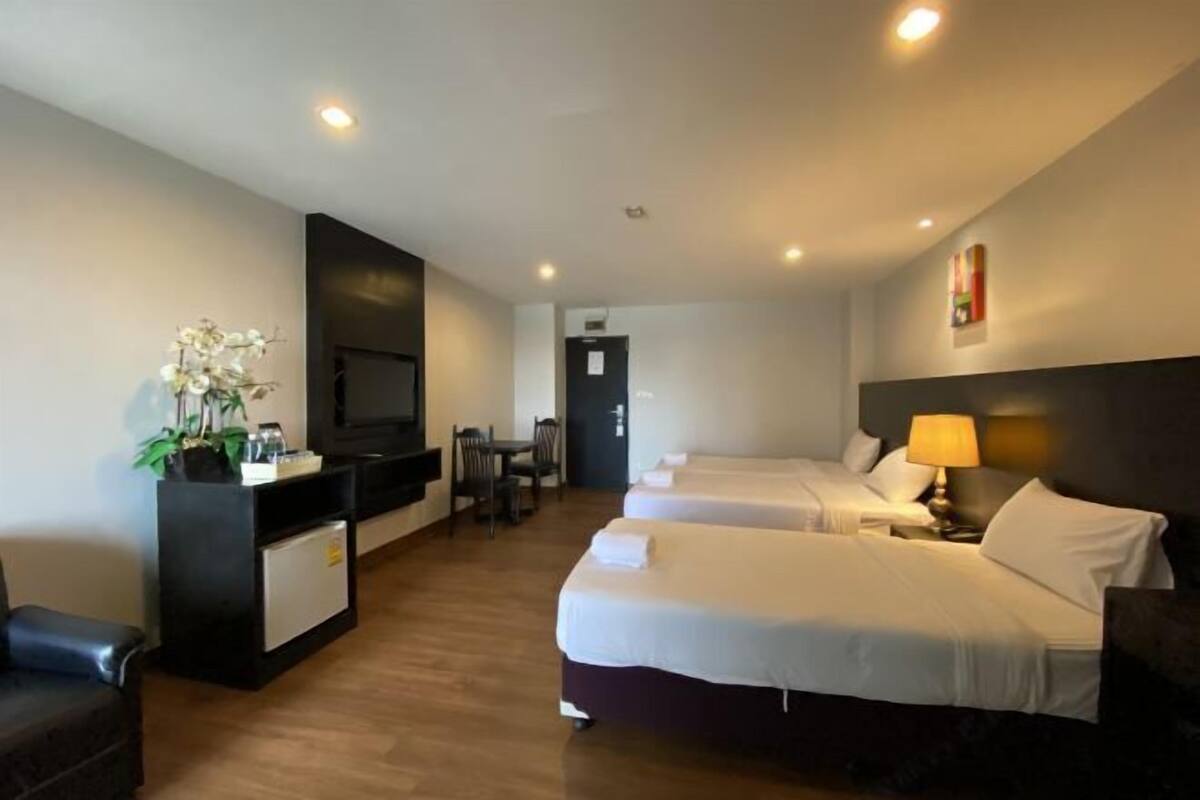 1 habitación, cortinas blackout, wifi gratis y ropa de cama 