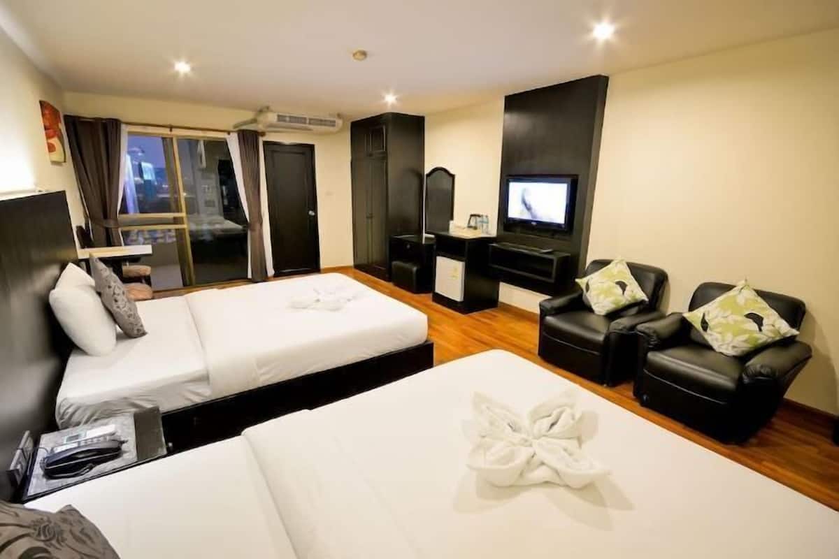 1 chambre, rideaux occultants, Wi-Fi gratuit, draps fournis