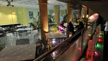 ๋ฐ(์๋ฐ ์์ค ๋ด)