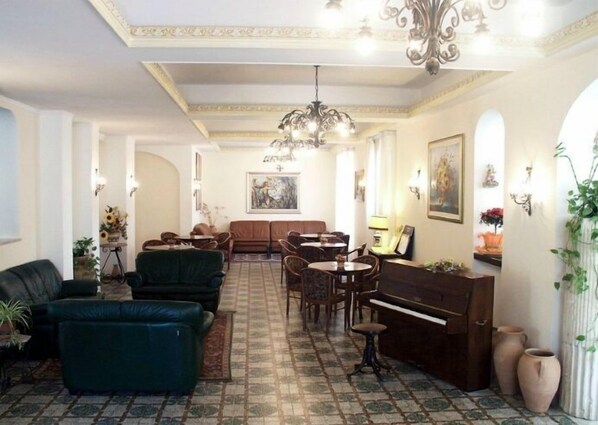 Unclassified image, 1 of 60, button - Hotel delle Palme (Letojanni)