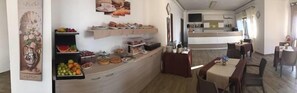 Lunch and dinner served - Hotel delle Palme (Letojanni)