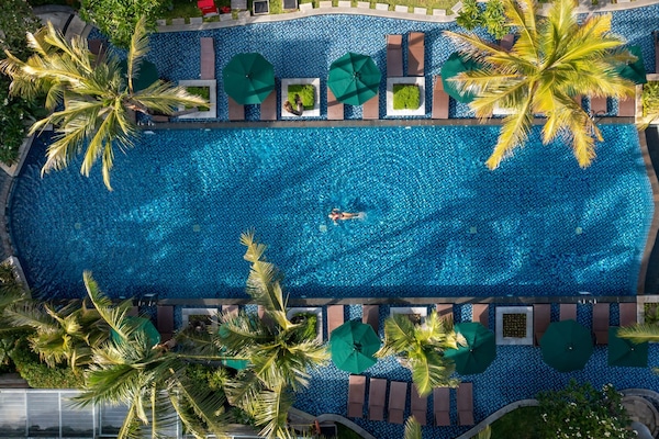 Alberca de natación o entrenamiento