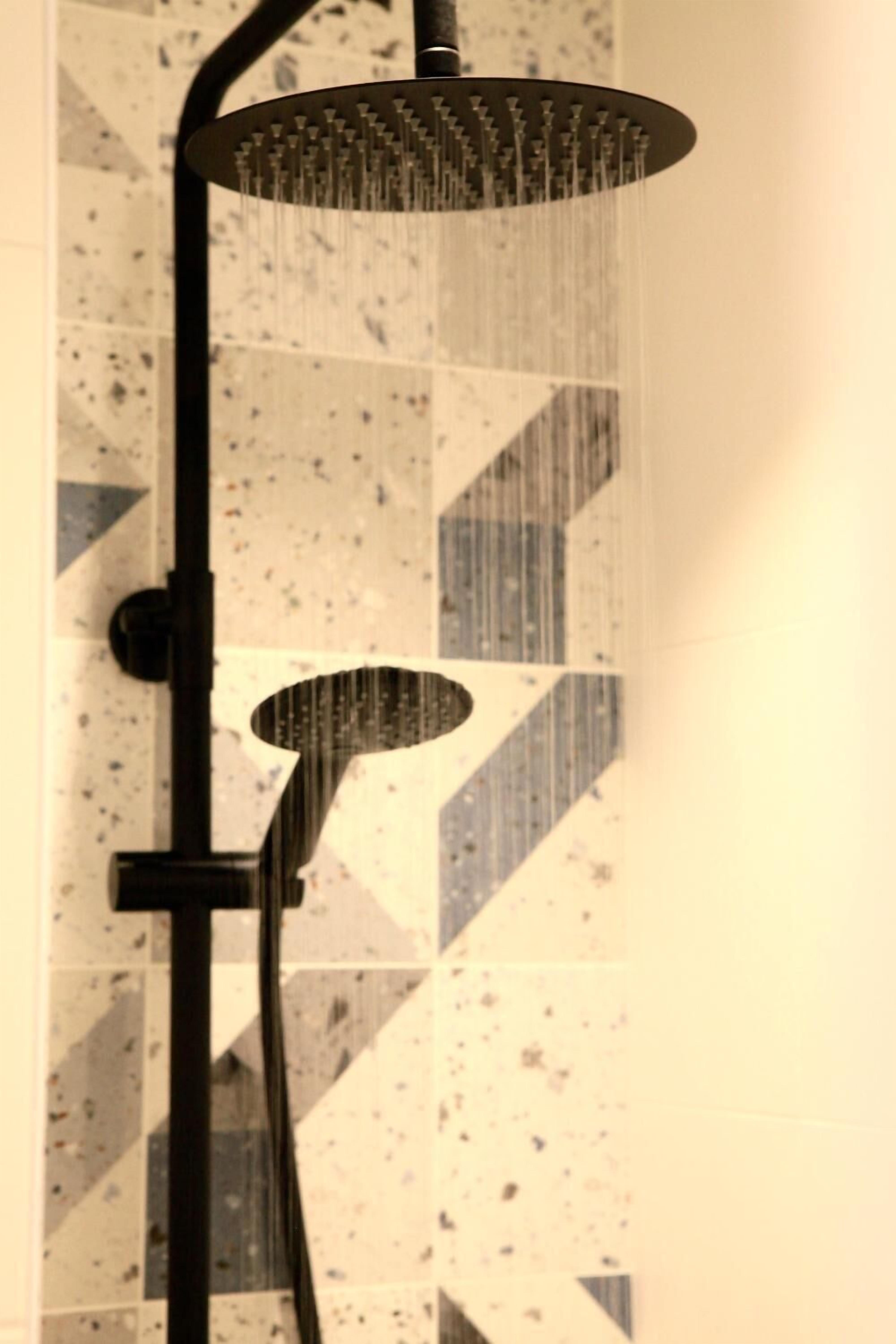 standard single room | bathroom | free toiletries, hair dryer, towels, soap