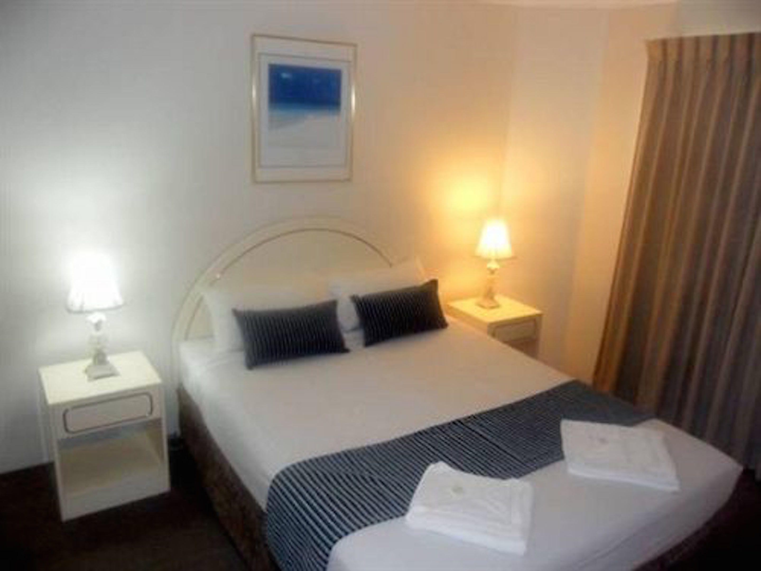 Photo - Surfers Del Rey