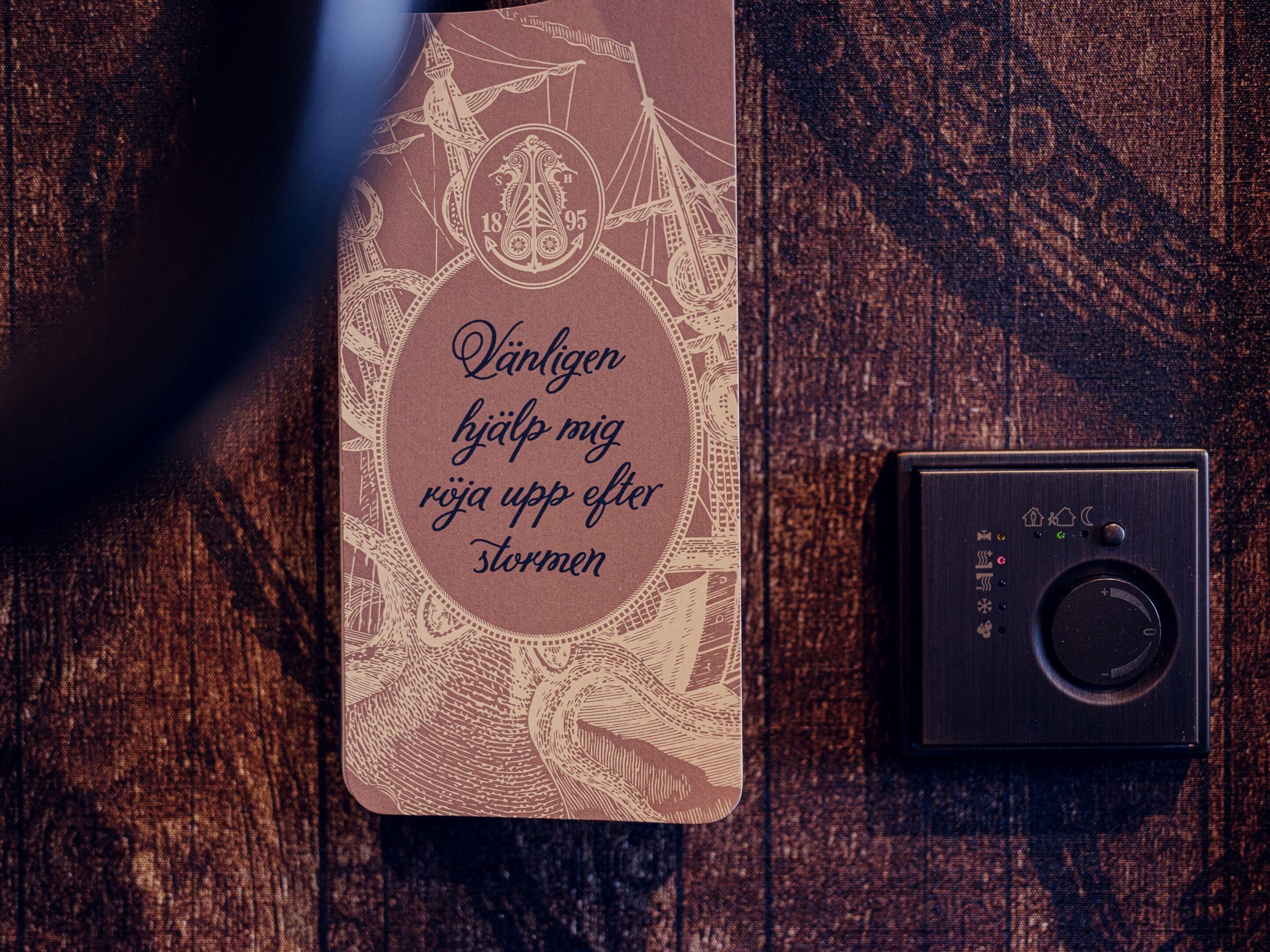 standard room, 1 single bed, non smoking | 1 bedroom, in-room safe, individually decorated, individually furnished