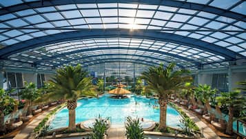 Indoor pool, pool loungers